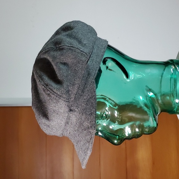 🛑SOLD🛑 August Accessories NEW Newsboy Hat Cap Grey Wool Flannel Diamond 21-23" - Picture 3 of 8